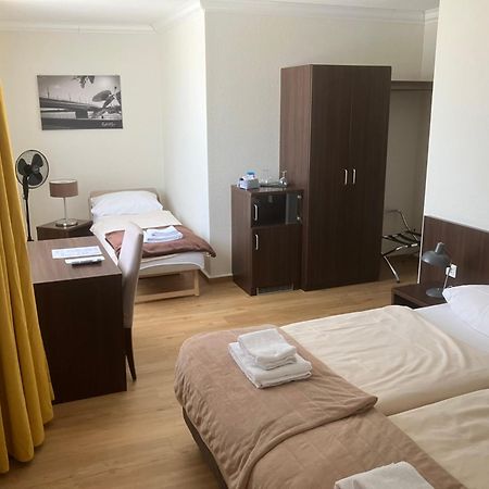 Hotel Mercedes City Bona Exterior foto