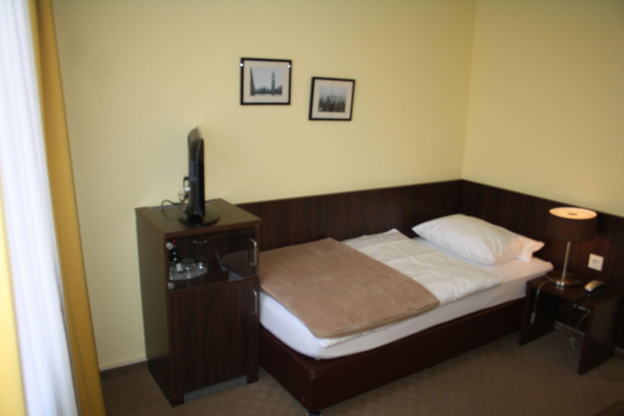 Hotel Mercedes City Bona Exterior foto