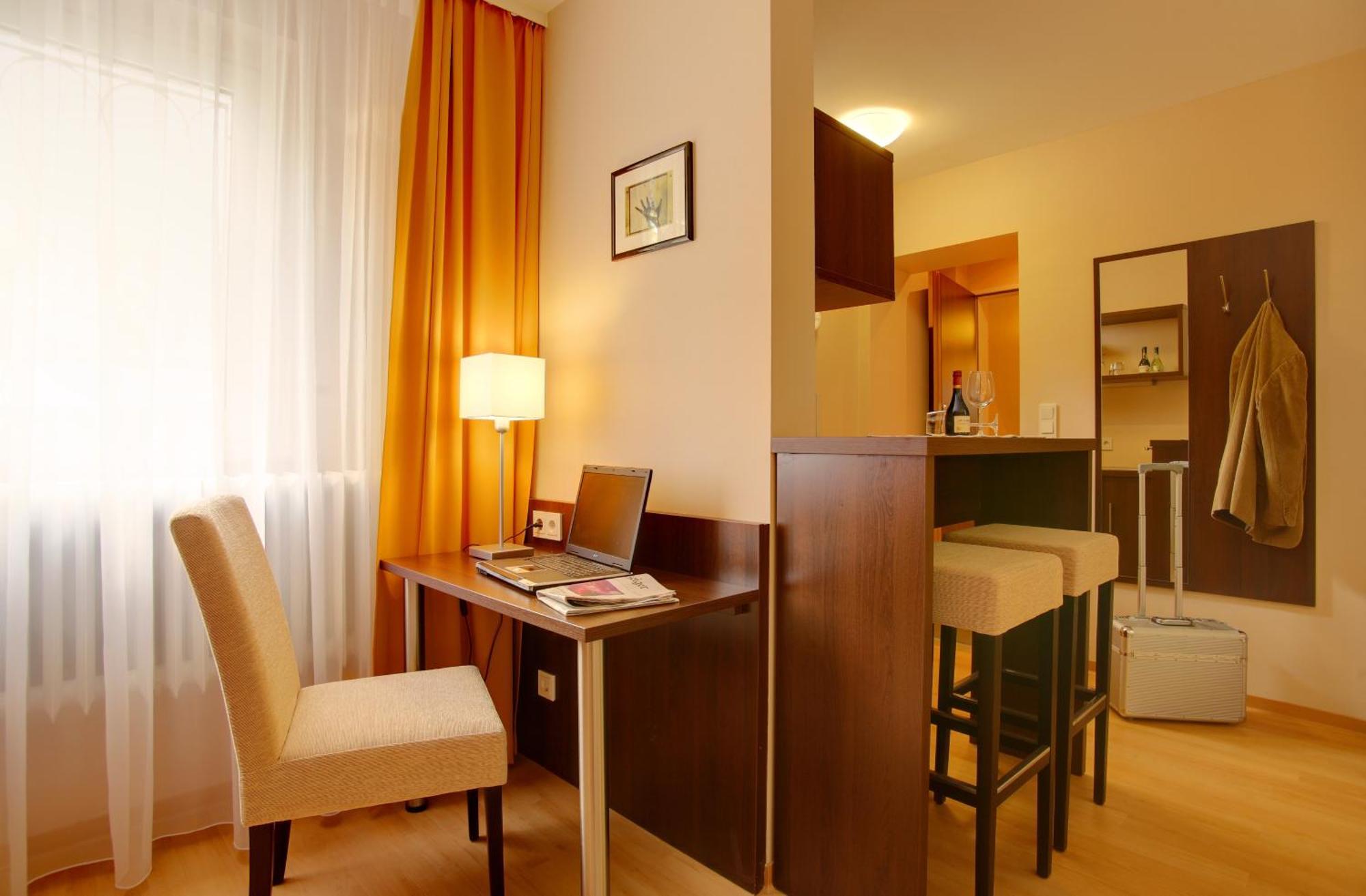 Hotel Mercedes City Bona Exterior foto