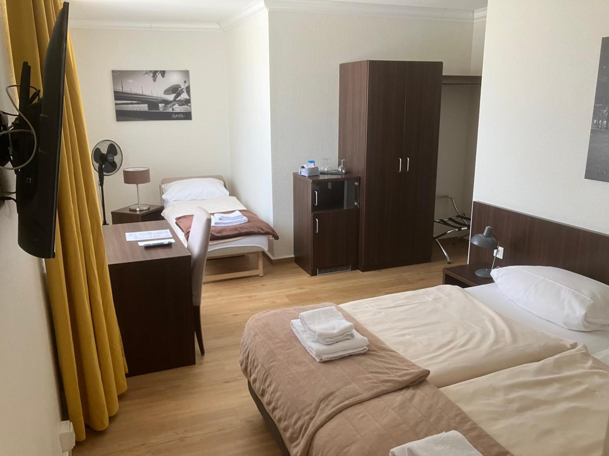 Hotel Mercedes City Bona Exterior foto